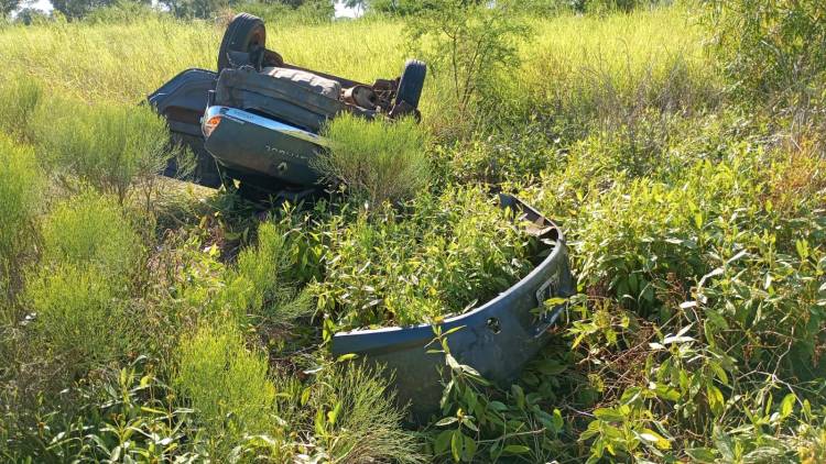 FALLECIÓ TRAS VUELCO CON SU AUTO