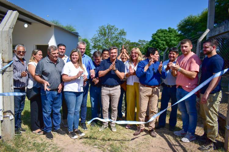 MISIÓN NUEVA POMPEYA: EL GOBERNADOR ZDERO HABILITÓ UNA PLANTA ENVASADORA DE AGUA POTABLE PARA ABASTECER A INSTITUCIONES Y PARAJES ALEJADOS