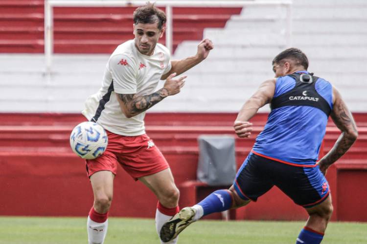 AMISTOSOS POR TODOS LADOS A CINCO DÍAS DEL COMIENZO DEL CAMPEONATO