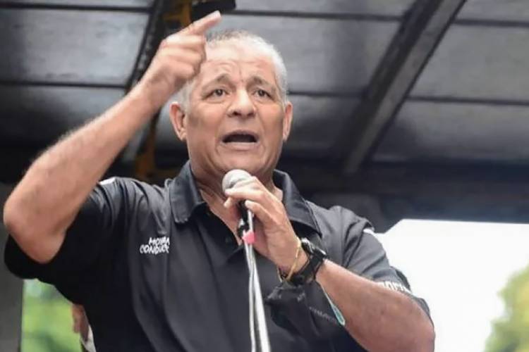 "TIENE QUE HABER UN PARO Y UN PLAN DE LUCHA"
