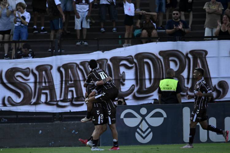 LIGA PROFESIONAL: PLATENSE FUE SUPERIOR Y TERMINÓ FESTEJANDO ANTE INSTITUTO