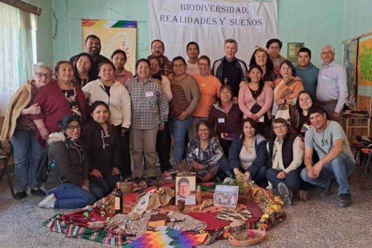 DENUNCIAN UN ESTADO QUE SE DESENTIENDE DE SUS OBLIGACIONES