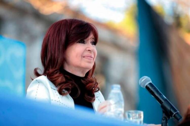 DURA CRÍTICA DE CRISTINA KIRCHNER A MILEI POR LA REPRESIÓN, EL ACUERDO CON EL FMI Y LA CRIPTOESTAFA
