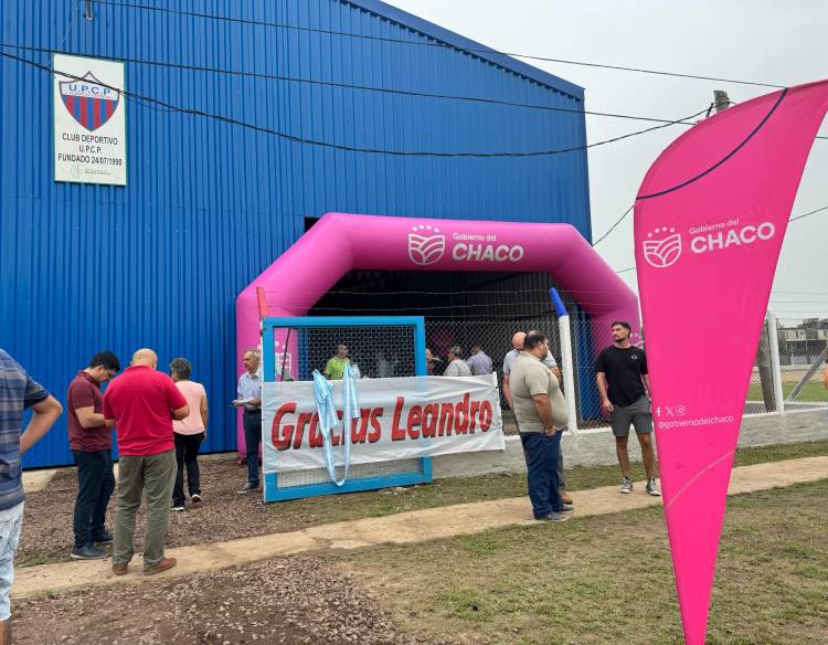 EL GOBERNADOR ZDERO INAUGURÓ EL MICROESTADIO DEL CLUB SOCIAL Y DEPORTIVO BARRIO UPCP