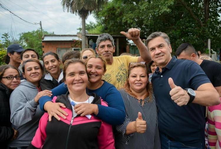 RESISTENCIA: CASA POR CASA, ZDERO JUNTO A SUS CANDIDATOS LLEVA LA PROPUESTA DE CAMBIO Y RENOVACIÓN DE “CHACO PUEDE + LA LIBERTAD AVANZA”