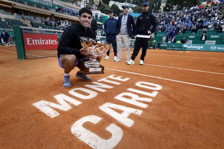 CARLOS ALCARAZ, EL CAMPEÓN QUE VENCIÓ AL SOBREPENSAMIENTO