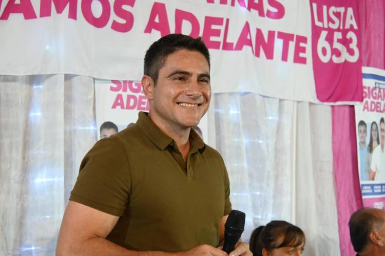 LAS BREÑAS: “NUESTROS CANDIDATOS NO NECESITAN ESCONDERSE EN LA LEGISLATURA EN BUSCA DE FUEROS”, ASEGURÓ ZDERO