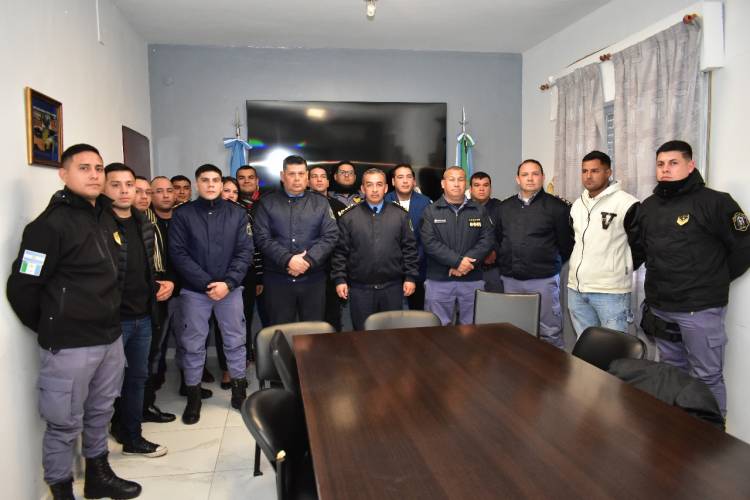 LA CÚPULA POLICIAL EXTIENDE SUS FELICITACIONES AL PERSONAL TRAS LA DETENCIÓN DE “CURUCHO” y "PITALA"