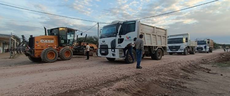 PAPP DESTACÓ LA CONTINUIDAD DE LAS TAREAS DE REPARACIÓN Y RIPIADO DE CALLES EN VILLA ÁNGELA: “TRABAJAMOS TODAS LAS SEMANAS PARA MEJORAR LA TRANSITABILIDAD”