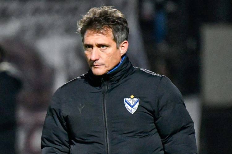 VÉLEZ QUIERE AL "CHANGUITO" ZEBALLOS PERO BOCA LE PIDE DEMASIADO