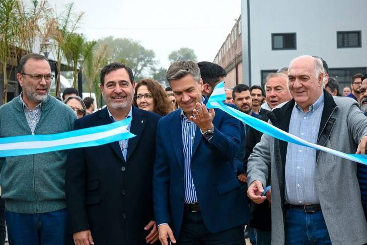 EL GOBERNADOR ZDERO ACOMPAÑÓ LA INAUGURACIÓN DEL PARQUE INDUSTRIAL Y LOGÍSTICO NEXO CAPITAL Y ENTREGÓ CRÉDITOS POR MÁS DE $300 MILLONES