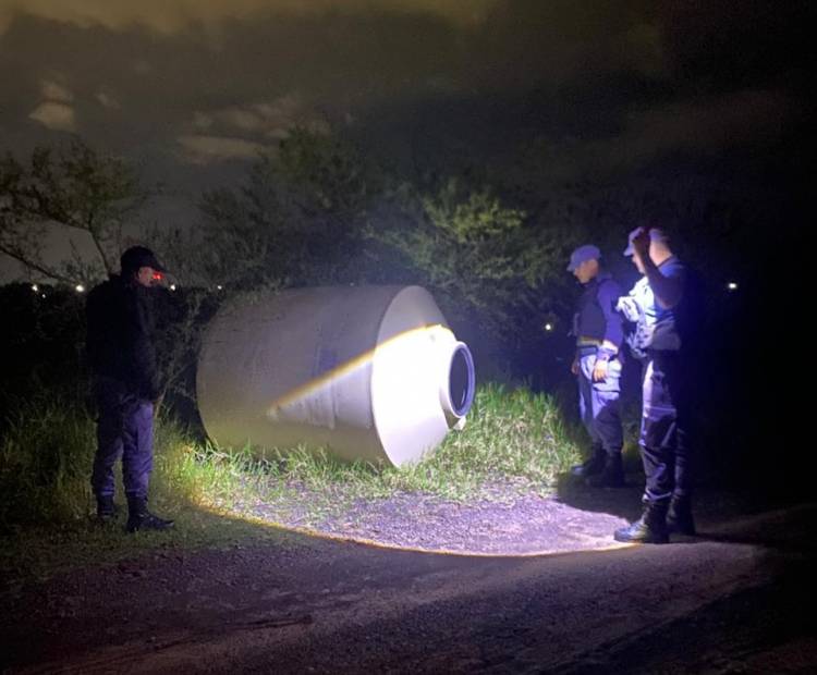 RÁPIDA INTERVENCIÓN PARA HALLAR VARIOS BIENES OCULTOS EN UNA ZONA BOSCOSA