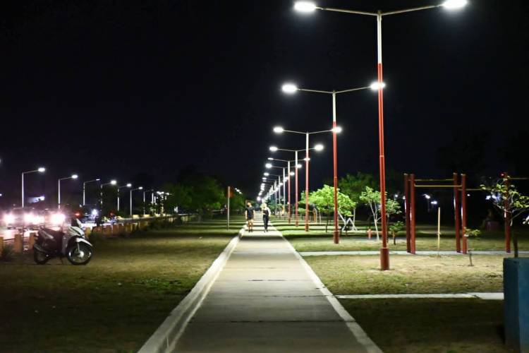 VILLA ÁNGELA INAUGURÓ LA ILUMINACIÓN DEL ACCESO NORTE CON UNA OBRA INTEGRAL QUE TRANSFORMA EL SECTOR