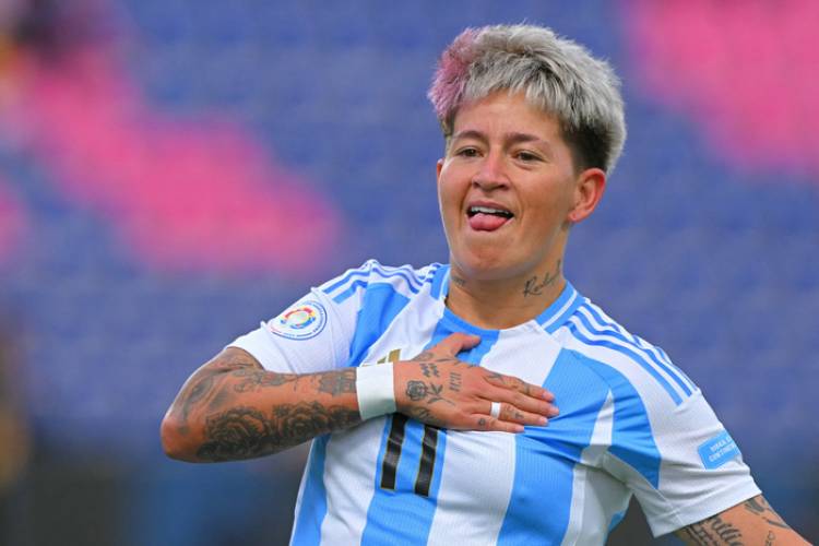 YAMILA RODRÍGUEZ: "LA SELECCIÓN ESTÁ PARA CUALQUIER COSA"