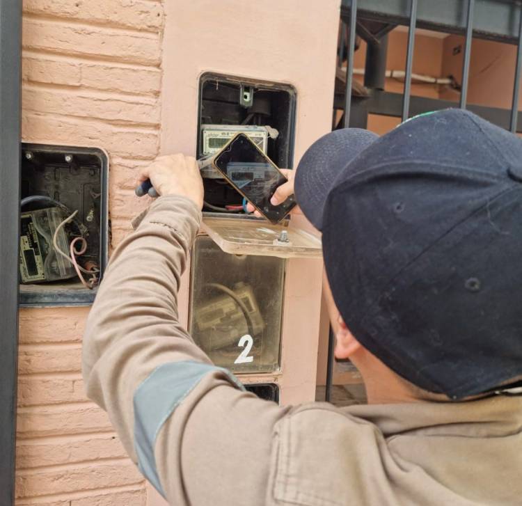 CON MÁS TECNOLOGÍA, SECHEEP MEJORA EL SISTEMA DE TOMA DE LECTURA DE MEDIDORES DE ELECTRICIDAD