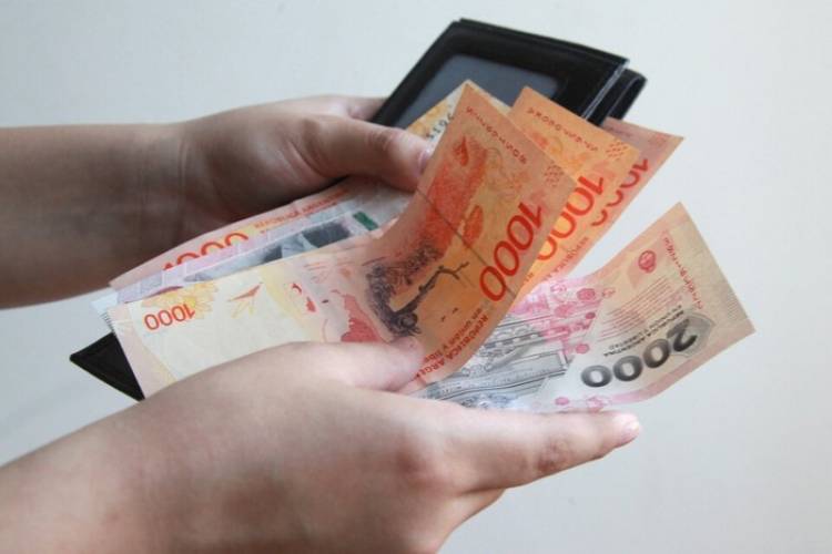 EL PISO SALARIAL ESTÁ CONGELADO DESDE AGOSTO
