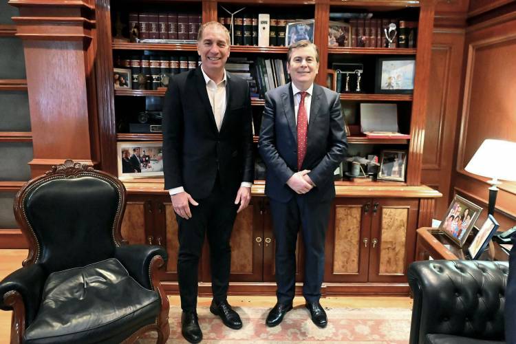 SANTILLI SE LLEVÓ DE ZAMORA UN APOYO CONDICIONAL AL PRESUPUESTO 2026
