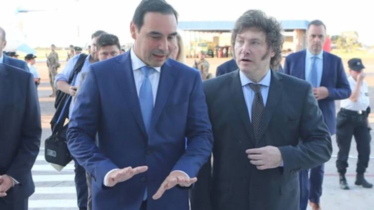 QUIÉNES SON LOS PRINCIPALES CANDIDATOS A SUCEDER A LOUSTEAU AL FRENTE DE LA UCR