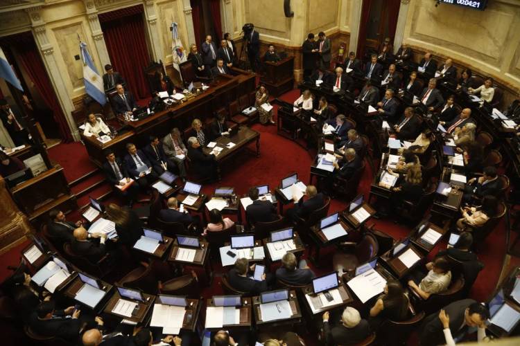 JURAN HOY 23 SENADORES ELECTOS EN OCTUBRE Y SE PROLONGA LA SITUACIÓN DE VILLAVERDE