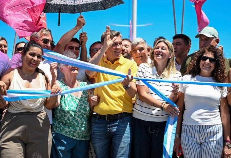DONDE ANTES HABÍA ESPERA, HOY HAY OBRA: EL GOBERNADOR ZDERO INAUGURÓ LA 9 DE JULIO- TRAMO BARRANQUERAS