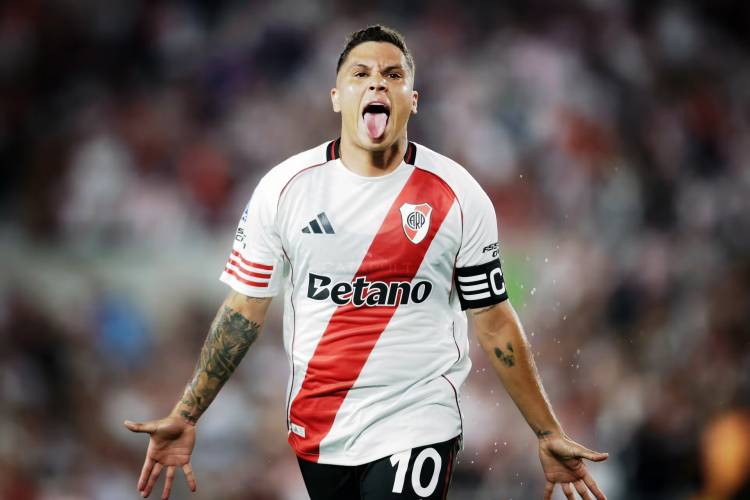 TORNEO APERTURA: RIVER VOLVIÓ A GANAR CON LA MAGIA DE QUINTERO