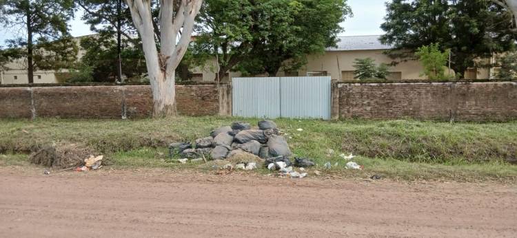 MEDIO AMBIENTE APELA AL COMPROMISO CIUDADANO PARA ERRADICAR LOS BASURALES A CIELO ABIERTO