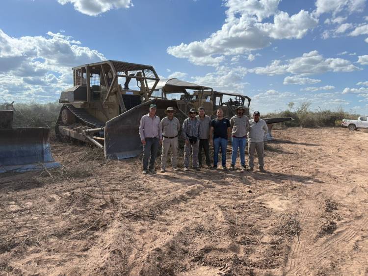 LOS FRENTONES: SECUESTRARON 4 TOPADORAS, TRAS DETECTAR UN DESMONTE ILEGAL DE 550 HECTÁREAS