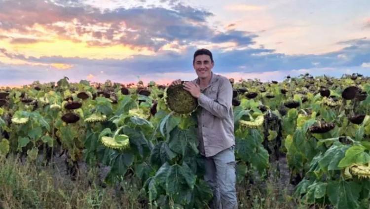 RÉCORD: COOPERATIVA ACOPIA 12.000 TONELADAS Y CELEBRA LA CAMPAÑA GIRASOLERA