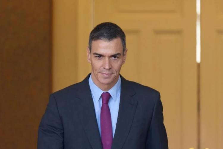 PEDRO SÁNCHEZ ABOGA POR LA PAZ Y RECHAZA LAS AMENAZAS COMERCIALES DE TRUMP