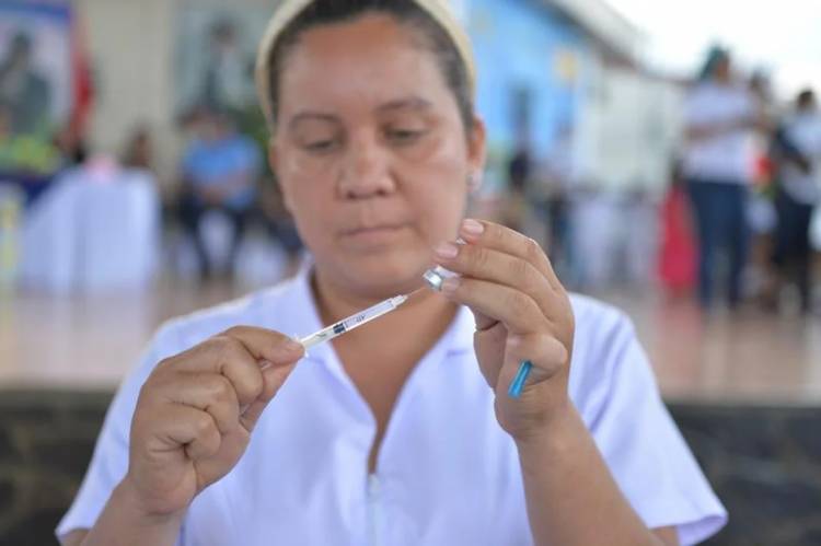 RUSIA PLANEA INCLUIR VACUNAS CONTRA EL CÁNCER EN EL PROGRAMA DE SEGURO MÉDICO EN 2026