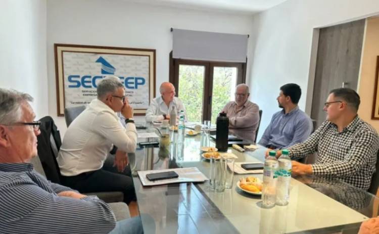 EL GOBIERNO PREPARA ANUNCIO PARA MITIGAR EL IMPACTO POR LA BAJA DE SUBSIDIOS A LA LUZ
