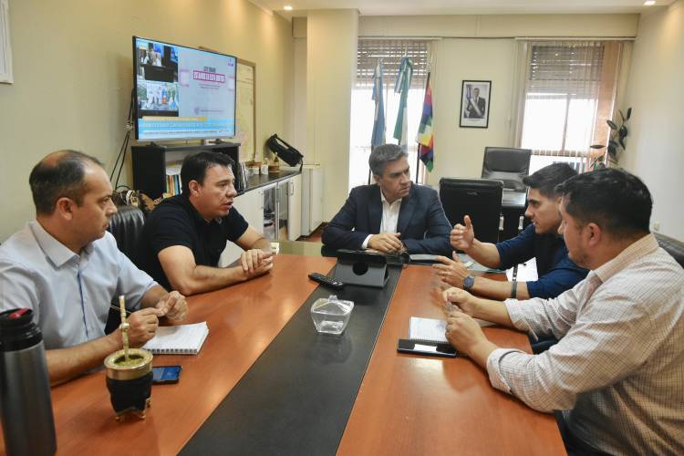 CASA DE GOBIERNO: ZDERO RECIBIÓ AL INTENDENTE DE MIRAFLORES, RAFAEL FRÍAS