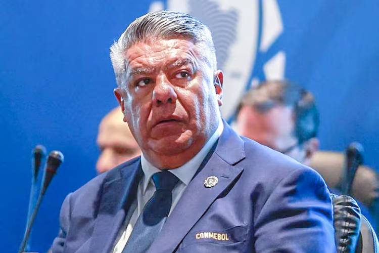 FINALISSIMA: CHIQUI TAPIA LE TIRÓ UN PALO A ESPAÑA