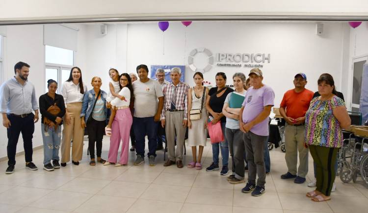 IPRODICH ENTREGÓ AYUDAS TÉCNICAS Y MEJORA LA CALIDAD DE VIDA DE 30 FAMILIAS