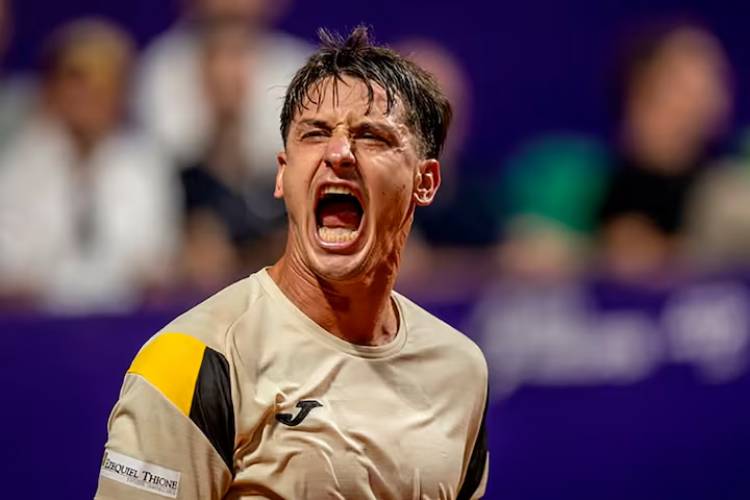 ATP 500 DE BARCELONA: UGO CARABELLI CONSIGUIÓ UN TRIUNFAZO ANTE KHACHANOV