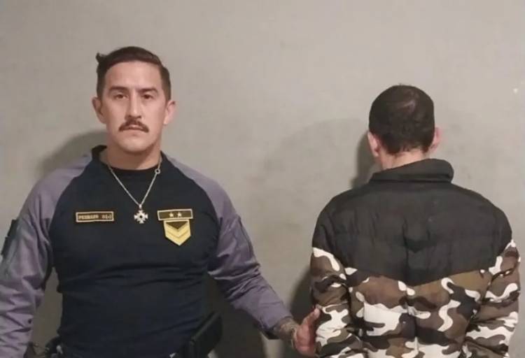 LO ACUSARON DE ROBO Y LO ATACARON A CUCHILLAZOS EN PLENA CALLE: HAY UN DETENIDO