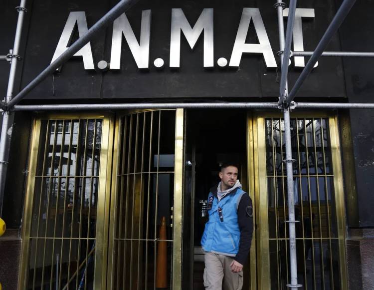OPERABAN SIN DIRECTOR TÉCNICO Y LA ANMAT PROHIBIÓ LA COMERCIALIZACIÓN DE PRODUCTOS MÉDICOS