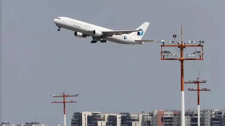 IRÁN RESTABLECE SUS CONEXIONES AÉREAS INTERNACIONALES TRAS DOS MESES DE CONFLICTO