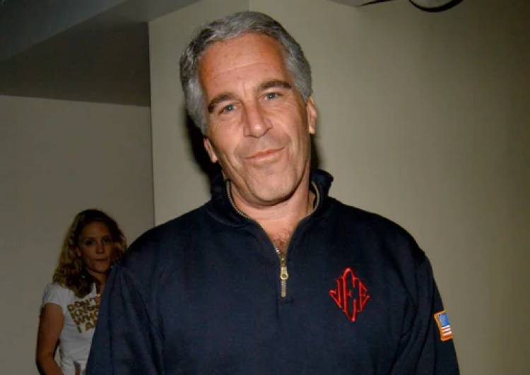 REVELAN UNA NOTA INÉDITA DE JEFFREY EPSTEIN ANTES DE SER ENCONTRADO MUERTO