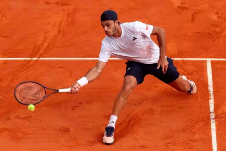 MASTERS 1000 DE ROMA: TRIUNFO DE CERÚNDOLO Y DERROTA DE BÁEZ
