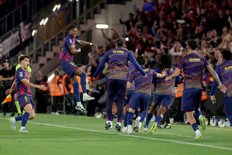 BARCELONA GRITÓ CAMPEÓN DE LA LIGA DE ESPAÑA ANTE REAL MADRID