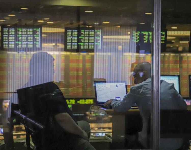 EL RIESGO PAÍS PERFORA LOS 500 PUNTOS: LOS BONOS ARGENTINOS CONTINÚAN LA MEJORA