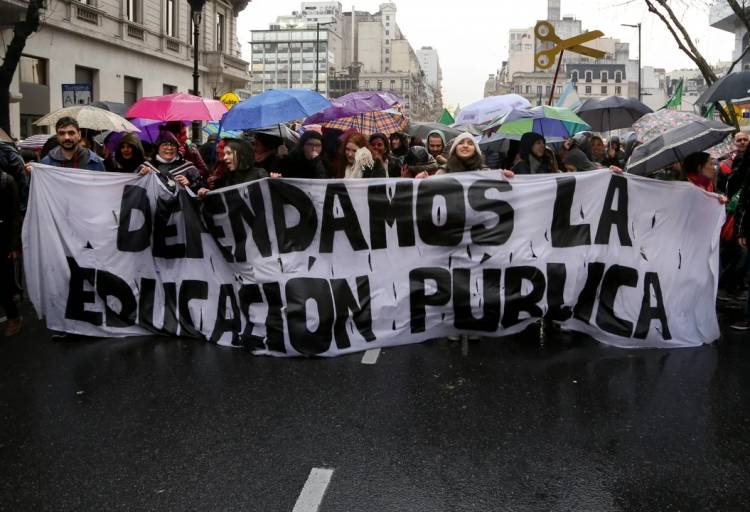 LOS DETALLES DEL RECORTE DEL GOBIERNO EN EDUCACIÓN QUE ASCIENDE A $78.000 MILLONES