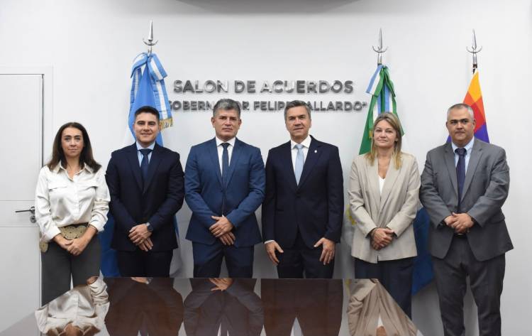 CASA DE GOBIERNO: ASUMIÓ FEDERICO VALDÉS COMO ASESOR GENERAL DE GOBIERNO