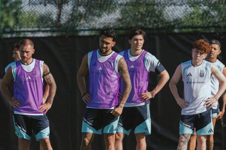 ARGENTINA: ANTE ISLANDIA, CON MESSI CONFIRMADO Y LA LISTA TODAVÍA ABIERTA