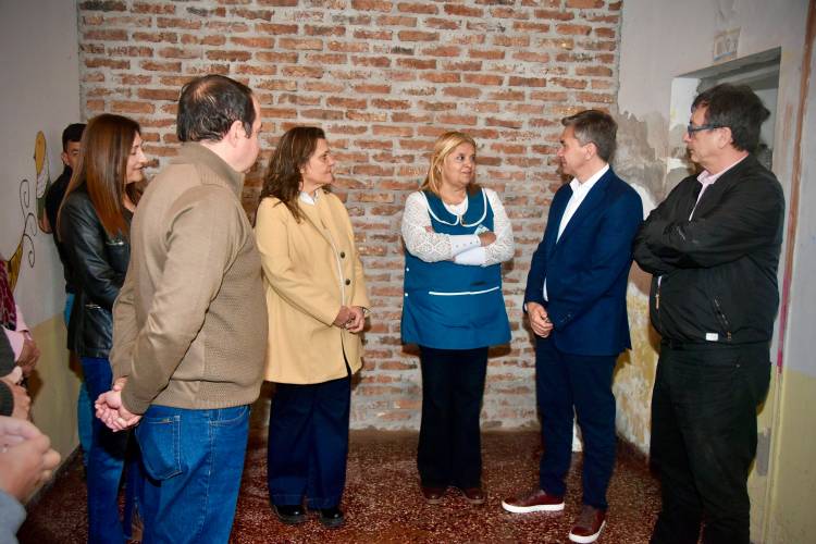 SANTA SYLVINA: ZDERO SUPERVISÓ LAS REFACCIONES EN LA ESCUELA DE EDUCACIÓN ESPECIAL N° 20