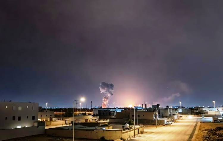 SIGUEN LOS ATAQUES CRUZADOS ENTRE IRÁN Y EE.UU. PESE AL ALTO EL FUEGO EN MEDIO ORIENTE
