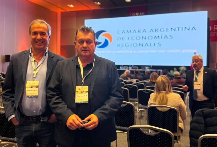 DUDIK PARTICIPÓ DEL FORO NACIONAL DE ECONOMÍAS REGIONALES Y CONSOLIDÓ VÍNCULOS ESTRATÉGICOS