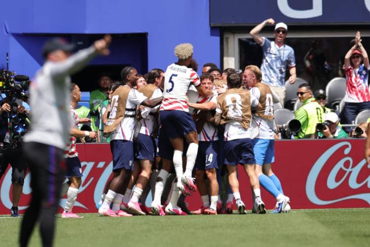 ESTADOS UNIDOS LE GANÓ A AUSTRALIA Y QUEDÓ A UN PASO DE LOS 16AVOS DEL MUNDIAL 2026