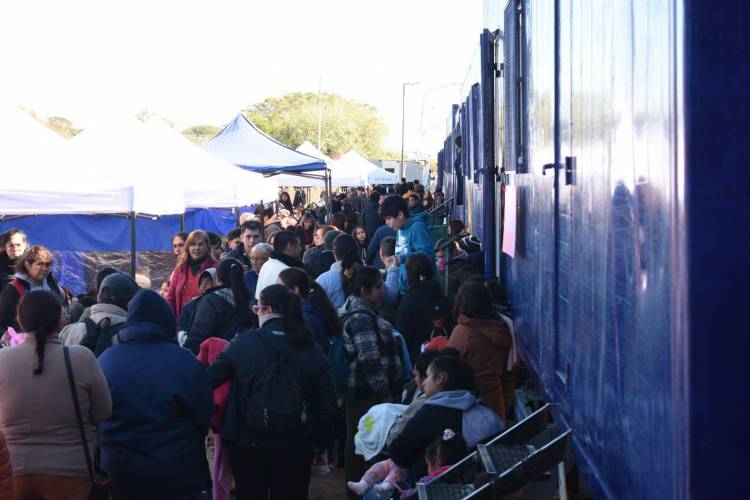 ESTA SEMANA: EL TREN 25 DE MAYO ACERCA SALUD, TRÁMITES Y SERVICIOS A MILES DE VECINOS EN FONTANA